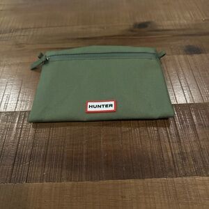 Hunter Olive Green Toiletry Bag